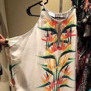 Bisou Bisou white tropical blouse